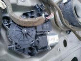 Motor del regulador de la ventanilla de la puerta delantera