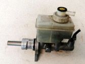 Pääjarrusylinteri