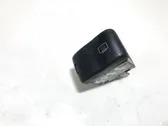 Przycisk / Przełącznik ogrzewania szyby przedniej / czołowej