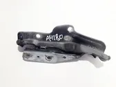 Engine bonnet/hood hinges