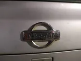 Mostrina con logo/emblema della casa automobilistica