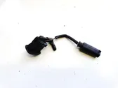 Windshield washer spray nozzle