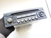 Radio / CD-Player / DVD-Player / Navigation