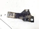 Engine mounting bracket