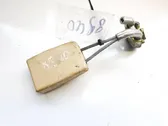 Hebilla del cinturón de seguridad trasero