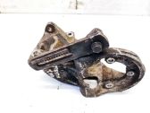 Engine mounting bracket