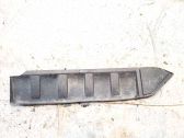 Plaque avant support serrure de capot