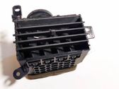 Grille d'aération centrale