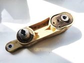 Engine mount bracket