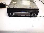 Radio/CD/DVD/GPS-pääyksikkö