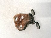 Charnière supérieure de porte avant