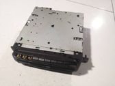 Radio / CD-Player / DVD-Player / Navigation