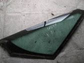 Fenêtre triangulaire avant / vitre