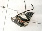 Cerradura de puerta delantera