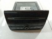 Radio / CD-Player / DVD-Player / Navigation
