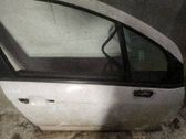 Etuoven lasin muotolista