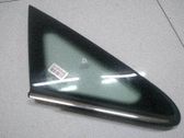 Fenêtre triangulaire avant / vitre