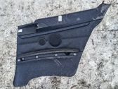 Moldura del tarjetero de la puerta trasera