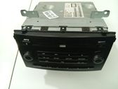 Radio / CD-Player / DVD-Player / Navigation