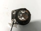 Engine mount bracket