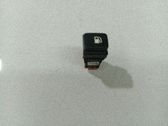 Interruptor de apertura del depósito de combustible