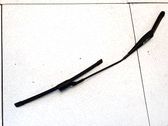 Brazo del limpiaparabrisas delantero
