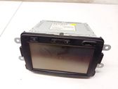 Radio / CD-Player / DVD-Player / Navigation