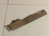 Moldura protectora del borde trasero