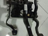 Pedal de embrague