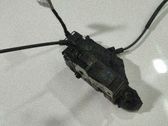 Serrure de porte avant