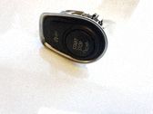Bouton poussoir de démarrage du moteur