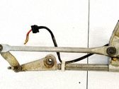 Tringlerie et moteur d'essuie-glace avant