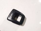 Moldura inferior lateral del asiento trasero