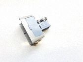 Luz interna puerta trasera