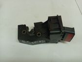 Gatillo de cierre del asiento trasero
