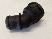 Tuyau de liquide de refroidissement moteur