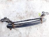 Travesaño del parachoques delantero