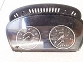 Geschwindigkeitsmesser Cockpit