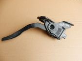 Accelerator throttle pedal