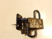 Charnière inférieure de porte avant