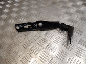 Engine bonnet/hood hinges