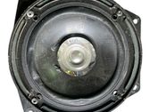 Altavoz de alta frecuencia en la puerta delantera