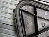 Headlight/headlamp dust cover