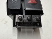 Botón interruptor de luz de peligro