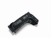 Steering wheel buttons/switches