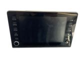 Radio / CD-Player / DVD-Player / Navigation