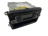 Radio / CD-Player / DVD-Player / Navigation