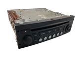 Radio / CD-Player / DVD-Player / Navigation