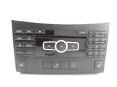 Panel / Radioodtwarzacz CD/DVD/GPS