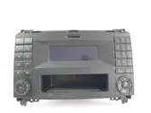 Radio/CD/DVD/GPS-pääyksikkö